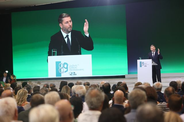 Το ΠΑΣΟΚ είναι έτοιμο να κυβερνήσει, το μήνυμα Ανδρουλάκη