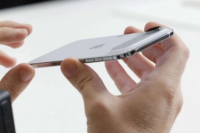 Εμείς, οι αιχμάλωτοι της Apple