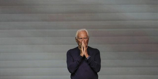 Τζόρτζιο Αρμάνι: Σε λαϊκό προσκύνημα η σορός του – Η τελευταία του επιθυμία