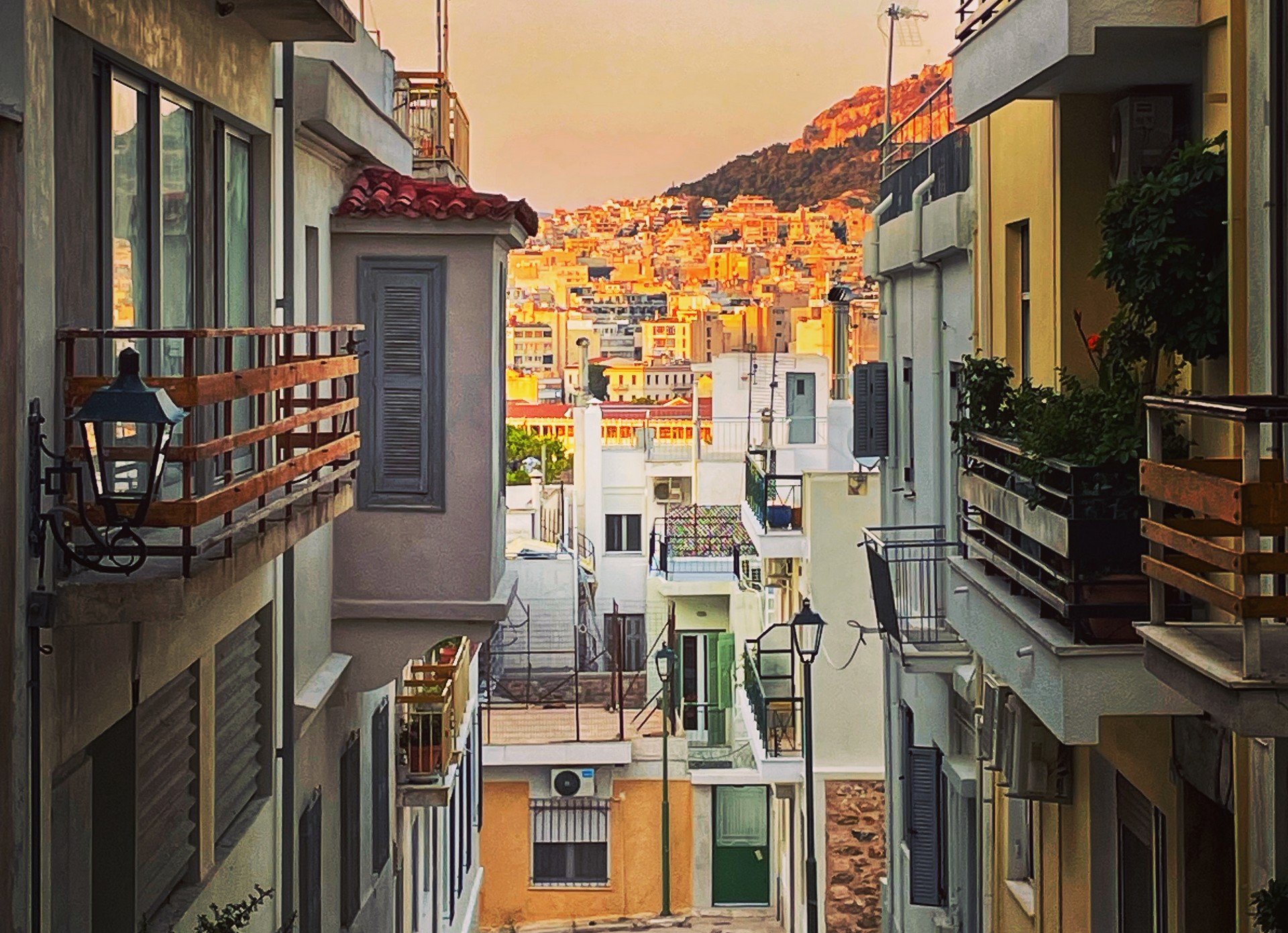 Τα μέτρα για τους οφειλέτες και το “φρένο” στους servicers: Τι αλλάζει – Αναλυτικά παραδείγματα