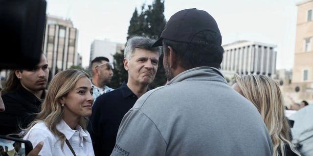 Νατάσσα Μποφίλιου και Φοίβος Δεληβοριάς στο πλευρό του Πάνου Ρούτσι