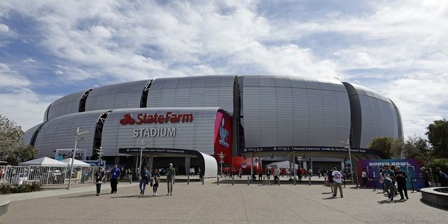 ΗΠΑ: Συνελήφθη ένοπλος που προσποιούνταν τον αστυνομικό στο στάδιο όπου θα γίνει η κηδεία του Τσάρλι Κερκ