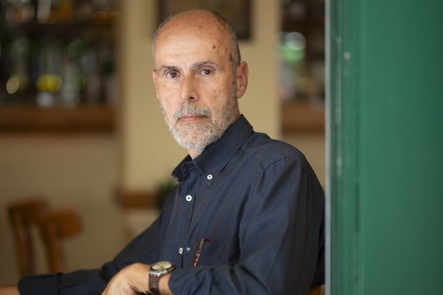 Νίκος Δαββέτας: “Η μητέρα μου με τον τρόπο της είπε: Όπως με βλέπεις να πεθαίνω, γράψε”