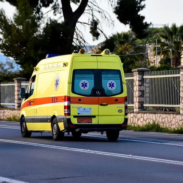 Μπετονιέρα παρέσυρε πεζή στη Νέα Ιωνία