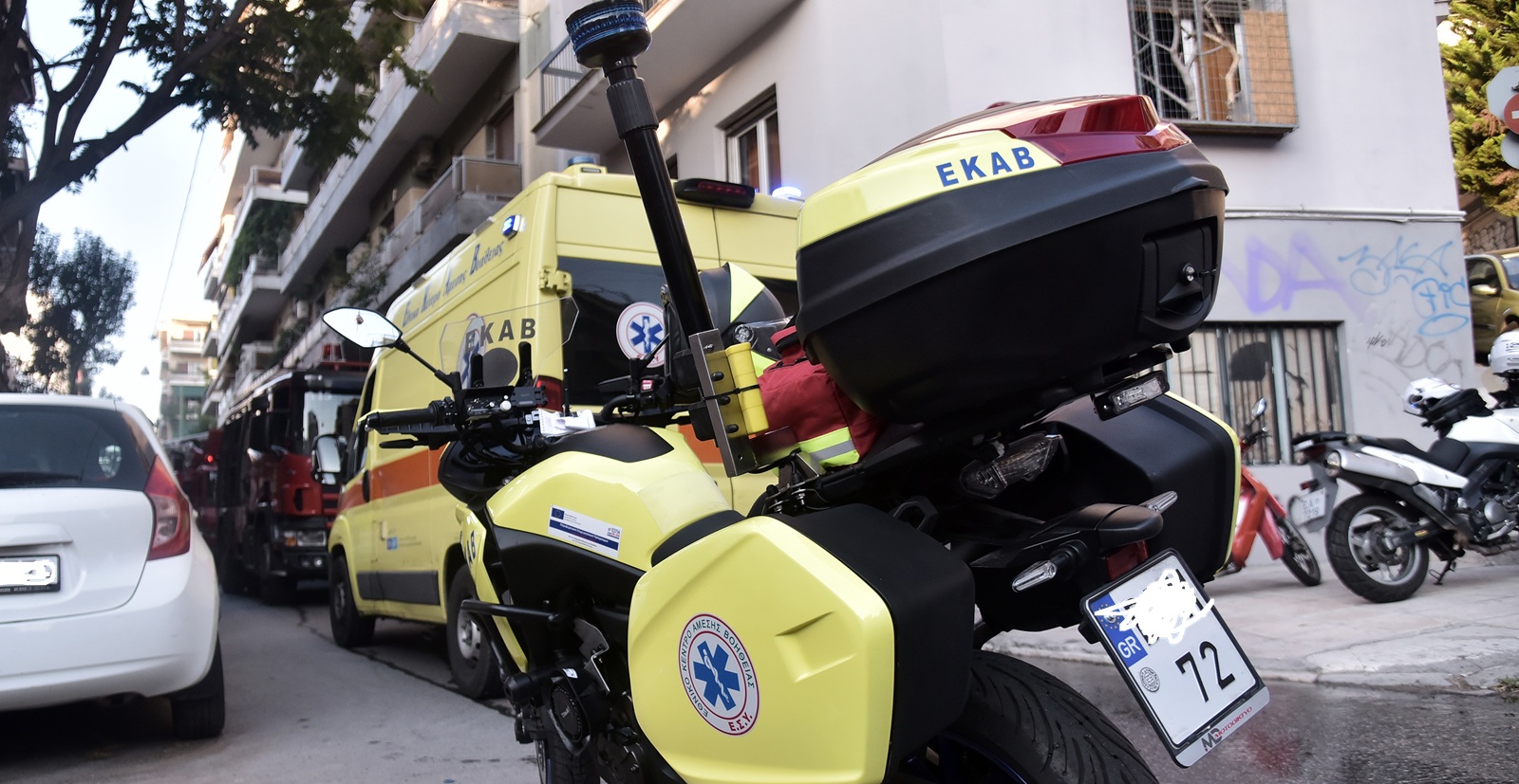 Χαλκίδα: Πέθανε ο άνδρας που έπεσε από πολυκατοικία
