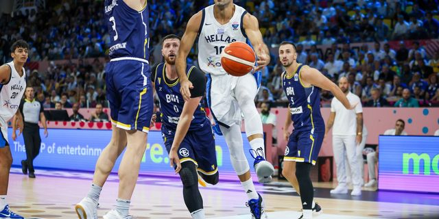 Ελλάδα-Βοσνία 77-80: Λύγισε χωρίς τον Γιάννη η Εθνική- “Ζωντανή” η πρωτιά