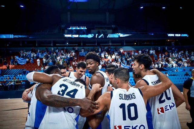 Eurobasket 2025: Αποθέωση της Εθνικής από τους Έλληνες φιλάθλους – Βίντεο
