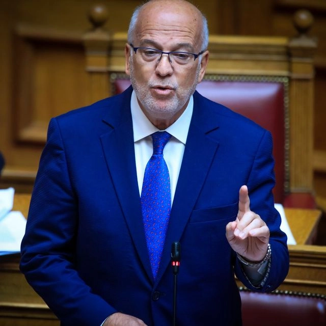 Ο Γιώργος Φλωρίδης στη Βουλή
