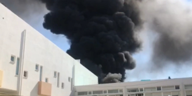 Μεγάλη φωτιά σε σχολείο στην Παλλήνη – Τέθηκε γρήγορα υπό έλεγχο