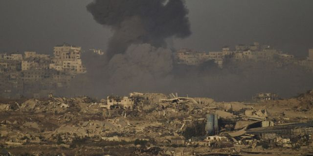 “Έξοδος ή θάνατος”: Το δίλημμα στη Γάζα εν μέσω αδιάκοπου σφυροκοπήματος