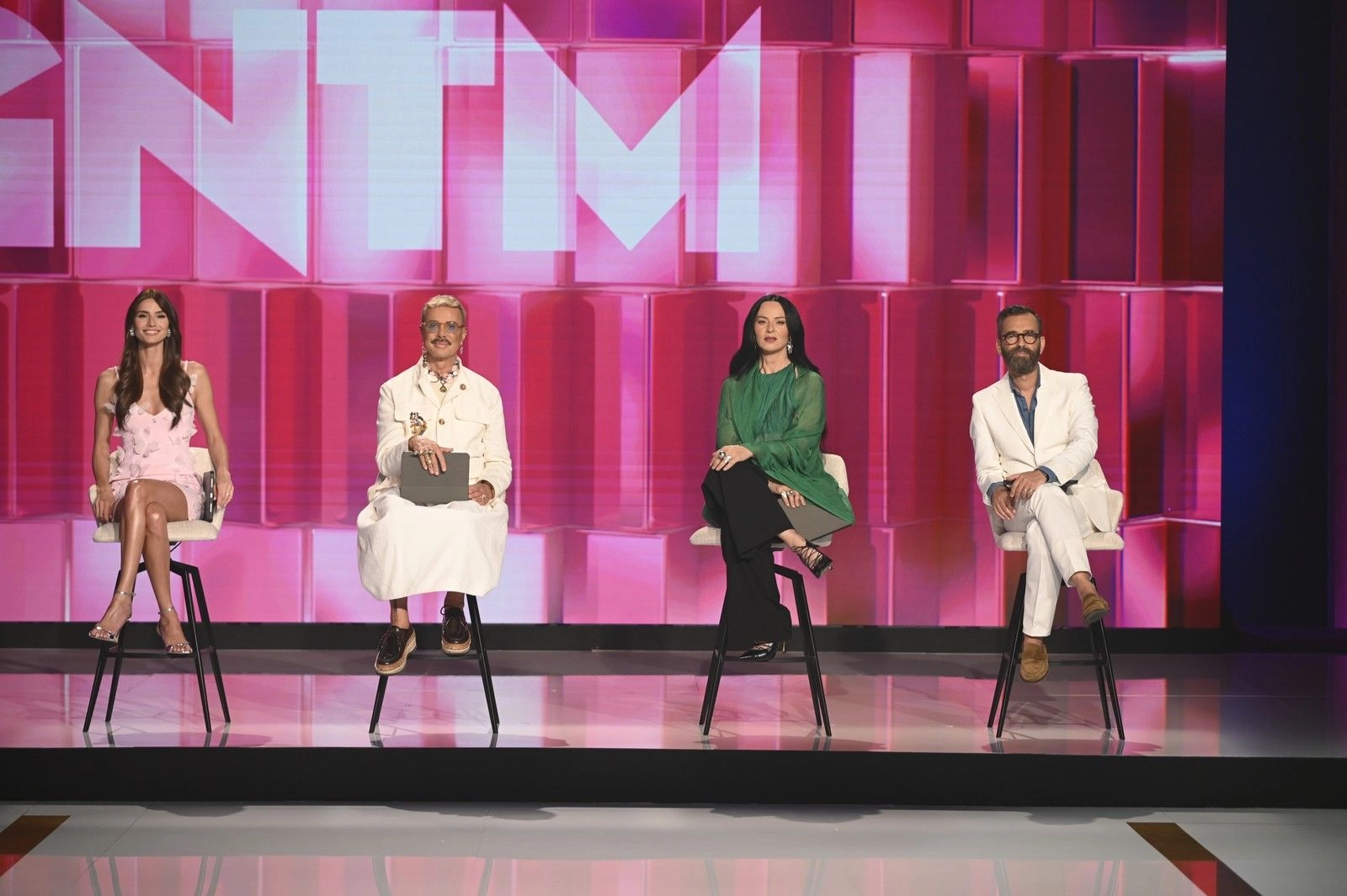 Η Κάτια Ταραμπάνκο και ο Έντουαρντ Στεργίου επιστρέφουν στο GNTM