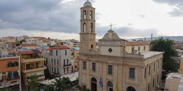 Η μαφία της Κρήτης και οι σκιές γύρω από την εκλογή Μητροπολίτη Κυδωνίας