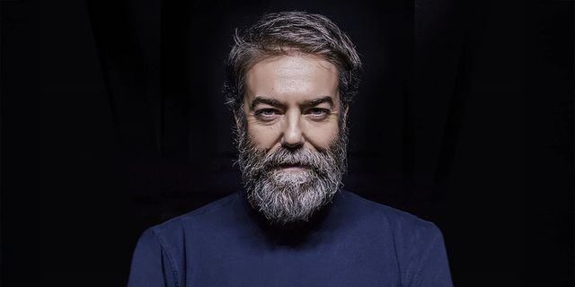 Γιάννης Καλαβριανός