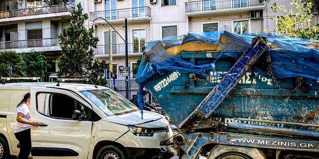 Καραμπόλα 8 οχημάτων στη Λεωφόρο Αλεξάνδρας – Συνελήφθη 49χρονος