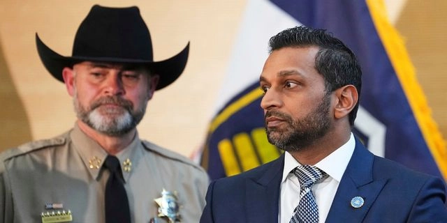 Στο στόχαστρο η ηγεσία του FBI μετά τη δολοφονία Κερκ