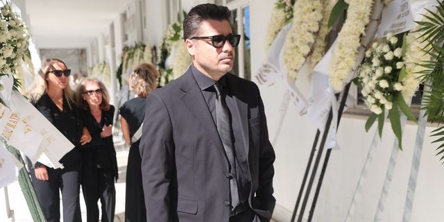 Λάμπρος Κωνσταντάρας: “Λένε ότι ένα ταξίδι με φίλους καρδίας, τα θεραπεύει όλα”