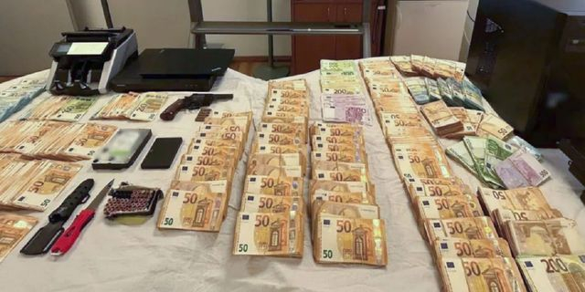 Κύκλωμα λαθρεμπορίας καυσίμων: “Πείραζαν” τη βενζίνη με διαλύτες από το εξωτερικό