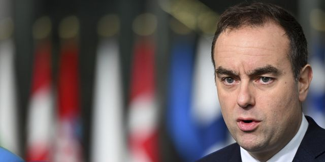 Ο Σεμπαστιάν Λεκορνί βρίσκει πάντα τον τρόπο να επιβιώνει
