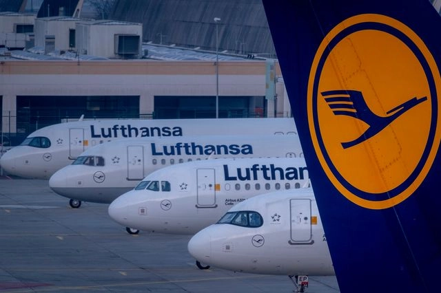 Lufthansa: Κατάργηση 4.000 θέσεων για περικοπές 20% στα έξοδα