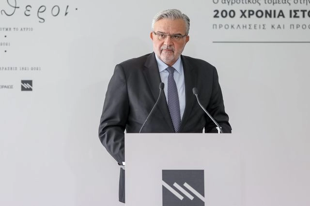 Το σχέδιο Μεγάλου για την “απογείωση” της Τράπεζας Πειραιώς