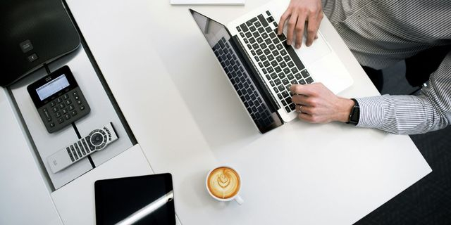 Η Protergia απορροφά τις διακυμάνσεις της αγοράς ενέργειας