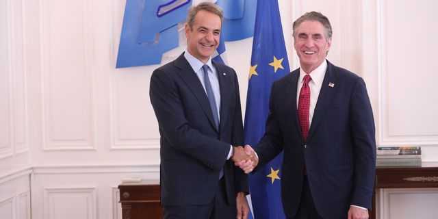 Μεγαλύτερες ποσότητες υγροποιημένου αερίου “έφερε” στην Αθήνα ο Αμερικανός “τσάρος” της ενέργειας