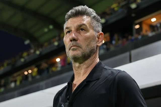 Άρης: Τέλος ο Ουζουνίδης