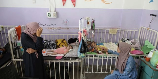 Γάζα: Συγκλονίζει η ιστορία της 8χρονης Τζάνα – “Μπορεί να πεθάνει οποιαδήποτε στιγμή”