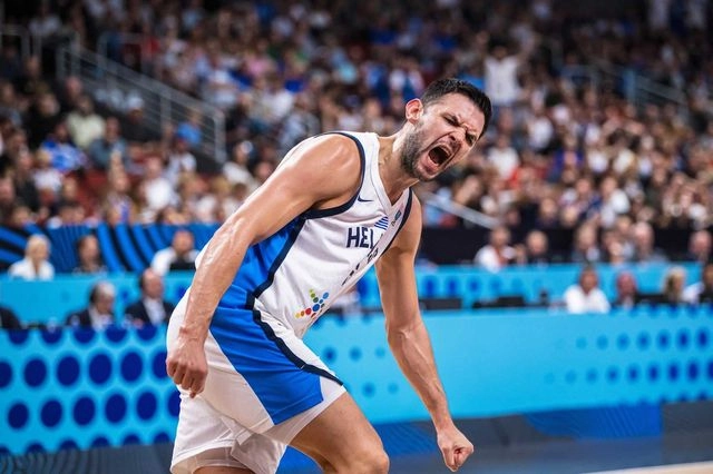 EuroBasket 2025: Ο αρχηγός Κώστας Παπανικολάου δάκρυσε με την λήξη του αγώνα