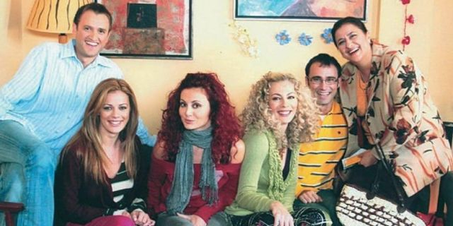 “Στο Παρά Πέντε”: Ο Γιώργος Καπουτζίδης επέστρεψε στο σπίτι της γιαγιάς του και ζητά την βοήθειά σου