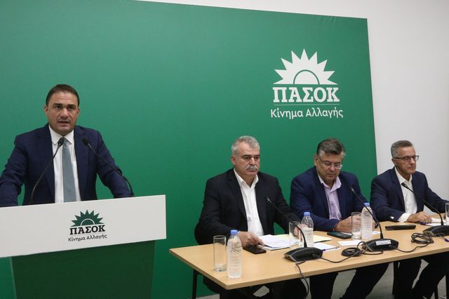 Την τριτη συνεντευξη τυπου εδωσαν σημερα Βουλευτες και Τομεαρχες του ΠΑΣΟΚ