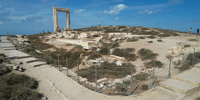 Επίθεση του ΥΠΠΟ στον Δήμο Νάξου για την Πορτάρα