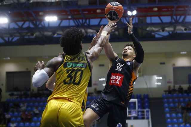 Stoiximan SUPER CUP 2025, ΑΕΚ – Προμηθέας 70-84: Στον τελικό οι Πατρινοί του Γκρέι και του ΜακΚάλουμ