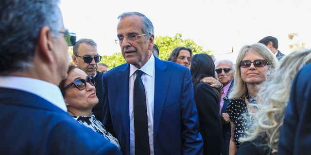 Αντώνης Σαμαράς: Πλήθος κόσμου στο μνημόσυνο της κόρης του, Λένας