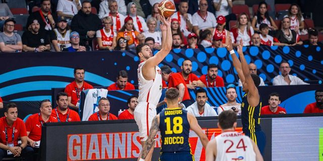 Τουρκία – Σουηδία 85-79: Στους “8” του Eurobasket 2025 η ομάδα του Αταμάν μετά από ματς-θρίλερ