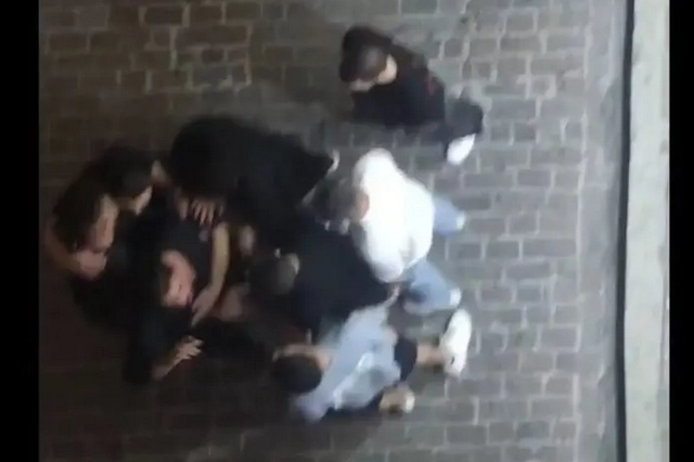 Συμπλοκή νεαρών