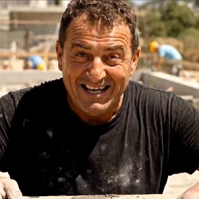 Πανέξυπνο σποτ για το 13ώρο – Ποιος είναι ο Τάσος που το ζήτησε από την Κεραμέως