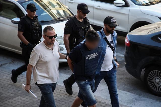 Απολογία στον εισαγγελέα του 50χρονου που συνελήφθη για την δολοφονία της 59χρονης αδελφής του