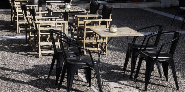 Πόσο έτοιμοι είναι οι Δήμοι να πατάξουν την ανομία στα τραπεζοκαθίσματα;