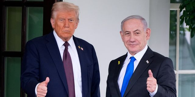 Θερμή υποδοχή Τραμπ σε Νετανιάχου – “Βέβαιος για ειρήνη” στη Γάζα