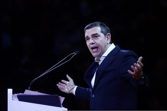 Αλέξης Τσίπρας: Το νέο (επί)κεντρο