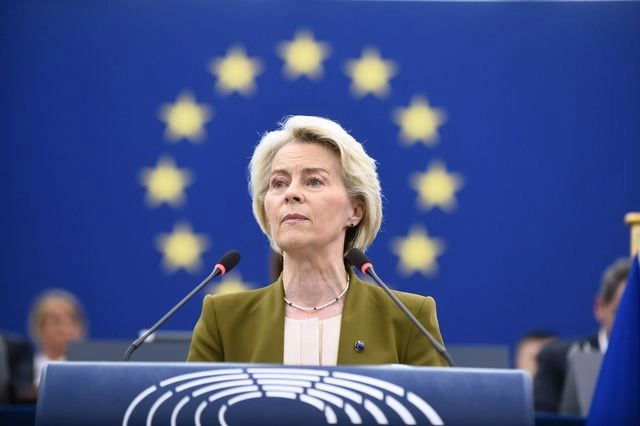 Φον ντερ Λάιεν: “Η Ευρώπη πρέπει να αγωνιστεί για την ανεξαρτησία της”