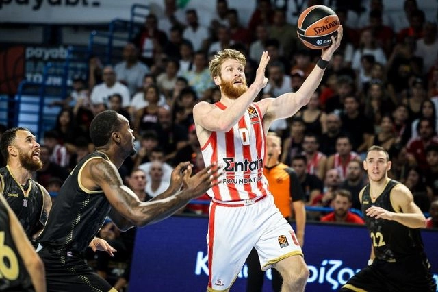 Ολυμπιακός – Μονακό 80-83: Ήττα στην παράταση για τους ερυθρόλευκους, σόου από τον Τζέιμς στο φινάλε