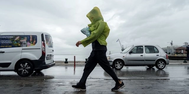 Κακοκαιρία: Έντονα φαινόμενα τις επόμενες ώρες – Πού θα “χτυπήσει”