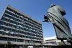 Πώς γιορτάζεις τα 100 χρόνια της απόλυτης πανεπιστημιούπολης;