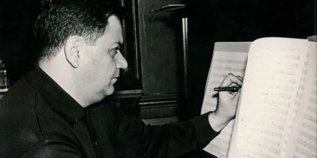 Μια άγνωστη σύνθεση του Μάνου Χατζιδάκι βρίσκει τον δρόμο της προς το κοινό