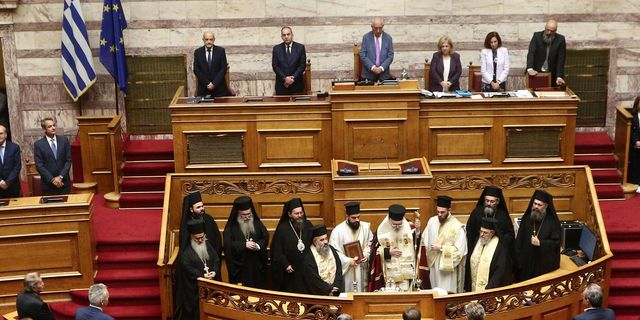 Ο αγιασμός στη Βουλή για την έναρξη της νέας κοινοβουλευτικής περιόδου σε φωτογραφίες