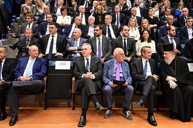 Γιατί δεν πήγε ο Σαμαράς στο βιβλίο Στυλιανίδη