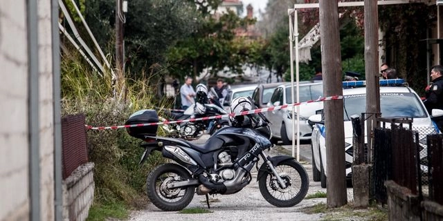 Δολοφονία 54χρονησ γυναίκας από τον 18χρονο γιό της σε συνοικία της πόλης των Τρικάλων.