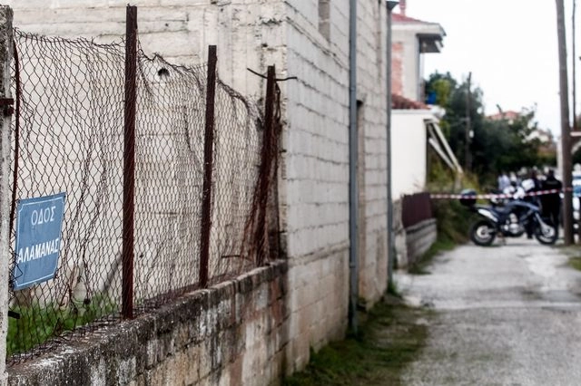 Δολοφονία 54χρονησ γυναίκας από τον 18χρονο γιό της σε συνοικία της πόλης των Τρικάλων